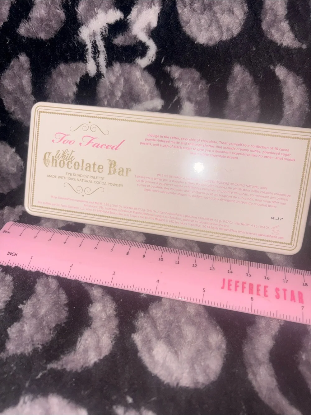 Discontinued Too Faced White Chocolate Bar palette